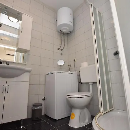 Apartment Nevenka 2119 Appartamento Pola
